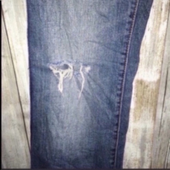 American Eagle Distressed Flare Jeans - Picture 2 of 6